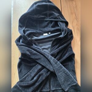 Aritzia Sunday Best Nicolette Velour Zip-Up Hoodie - Black - Size Medium